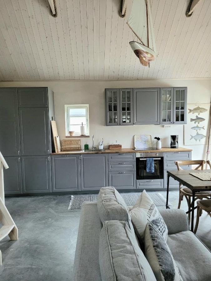 Villa Litet Hus I Mysig By Naera Havet à Ystad Extérieur photo