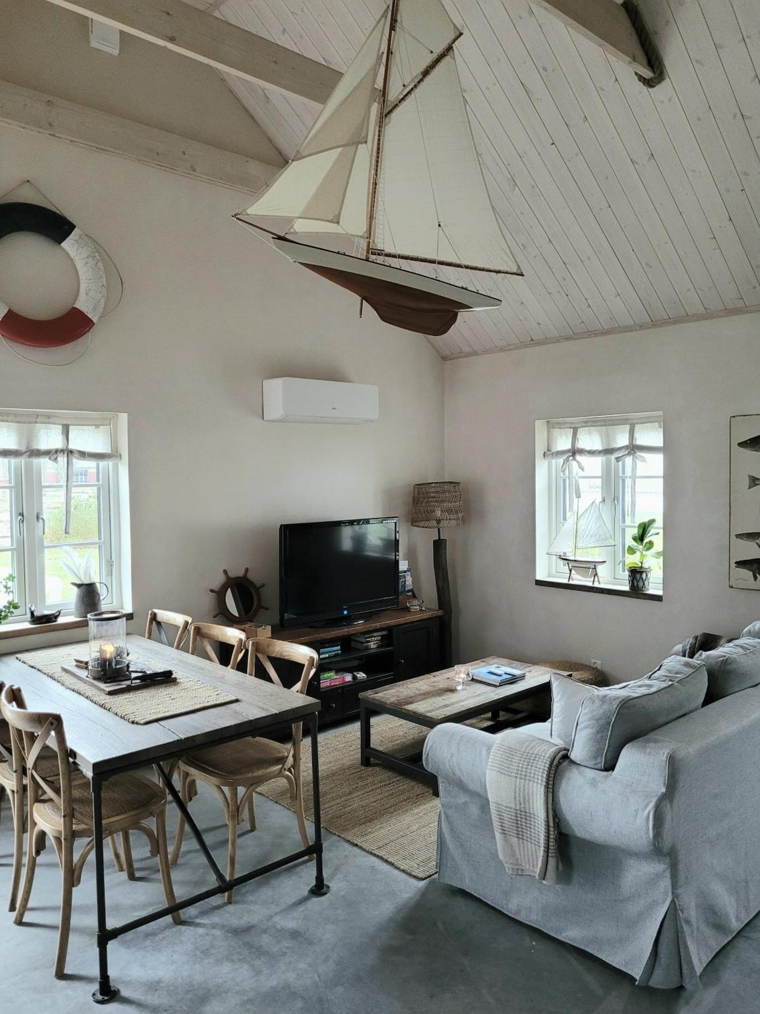 Villa Litet Hus I Mysig By Naera Havet à Ystad Extérieur photo